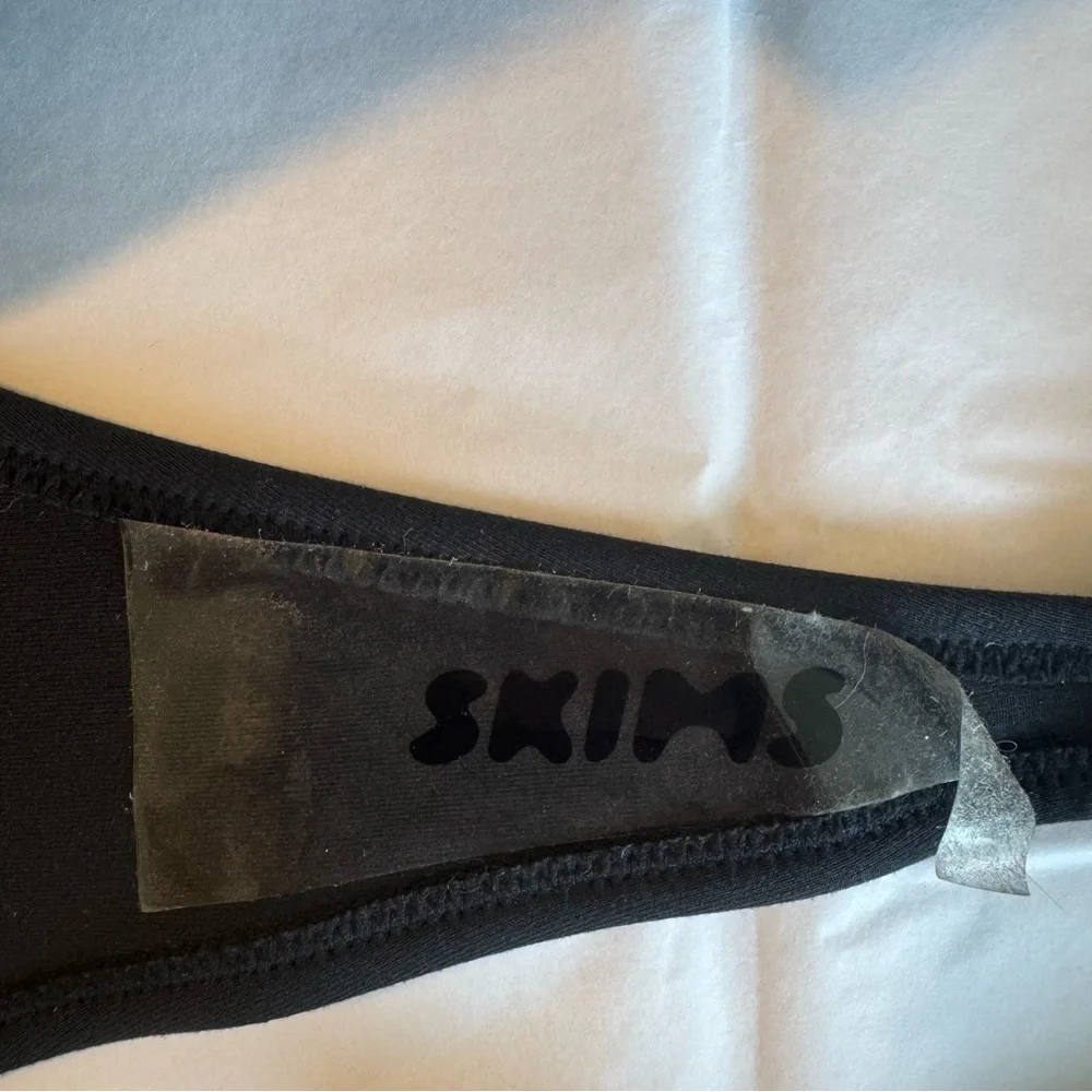 SKIMS Thong Bikini Bottoms NWT in Onyx Black 4X